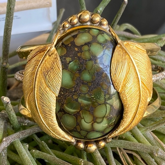 Bahgsu Jewels Turquoise Kinship Cuff - Picture 2 of 5